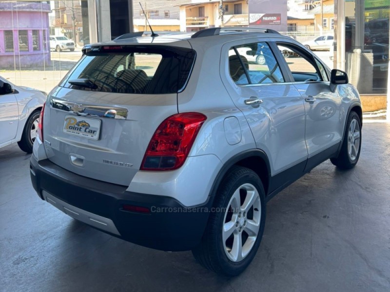 TRACKER 1.4 16V TURBO FLEX LTZ AUTOMÁTICO - 2015 - VACARIA