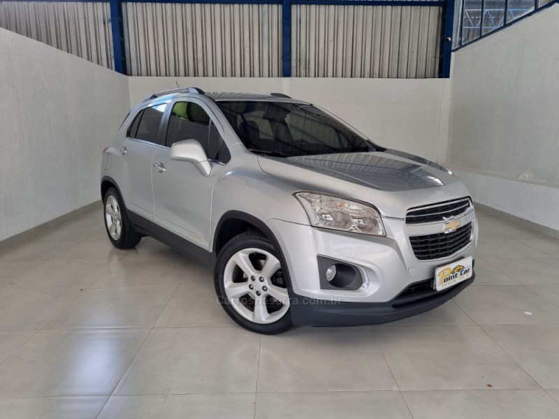 tracker 1.8 mpfi ltz 4x2 16v flex 4p automatico 2016 vacaria