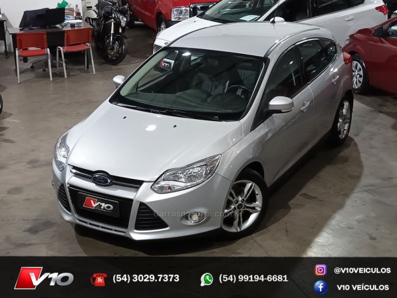 FOCUS 2.0 SE HATCH 16V FLEX 4P AUTO - 2015 - CAXIAS DO SUL