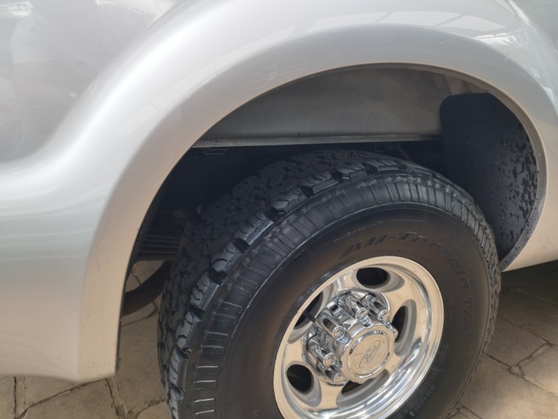 F-250 4.2 XLT 4X2 CS TURBO DIESEL 2P MANUAL - 2001 - VERANóPOLIS