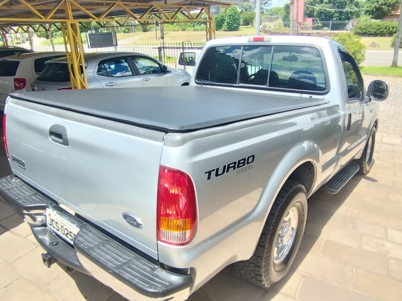 F-250 4.2 XLT 4X2 CS TURBO DIESEL 2P MANUAL - 2001 - VERANóPOLIS