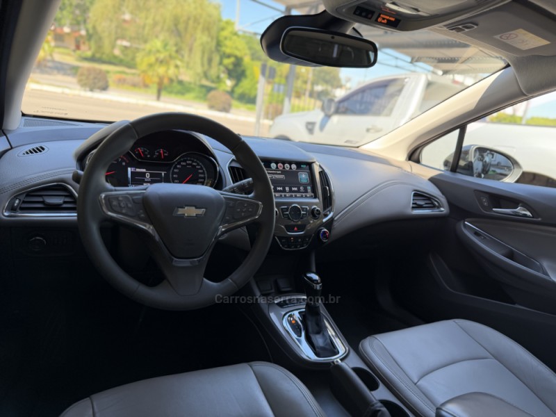 CRUZE 1.4 TURBO LTZ II SPORT HATCH 16V FLEX 4P AUTOMÁTICO - 2017 - NOVA PRATA