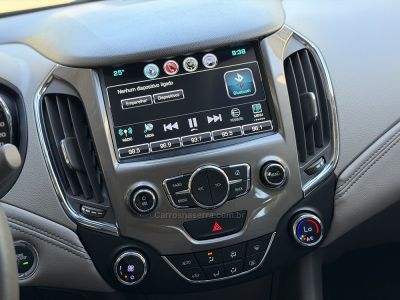 CRUZE 1.4 TURBO LTZ II SPORT HATCH 16V FLEX 4P AUTOMÁTICO - 2017 - NOVA PRATA