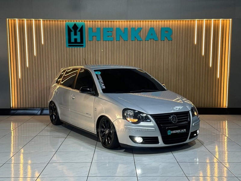 POLO 1.6 MI SPORTLINE 8V FLEX 4P MANUAL - 2009 - CAMPO BOM