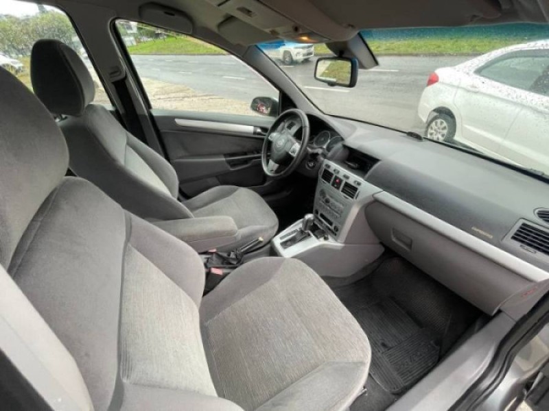 VECTRA 2.0 MPFI ELEGANCE 8V FLEX 4P AUTOMÁTICO - 2011 - CAXIAS DO SUL