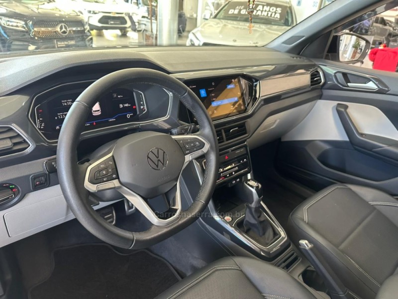 T-CROSS 1.4 HIGHLINE TSI 16V FLEX 4P AUTOMÁTICO - 2024 - NOVO HAMBURGO