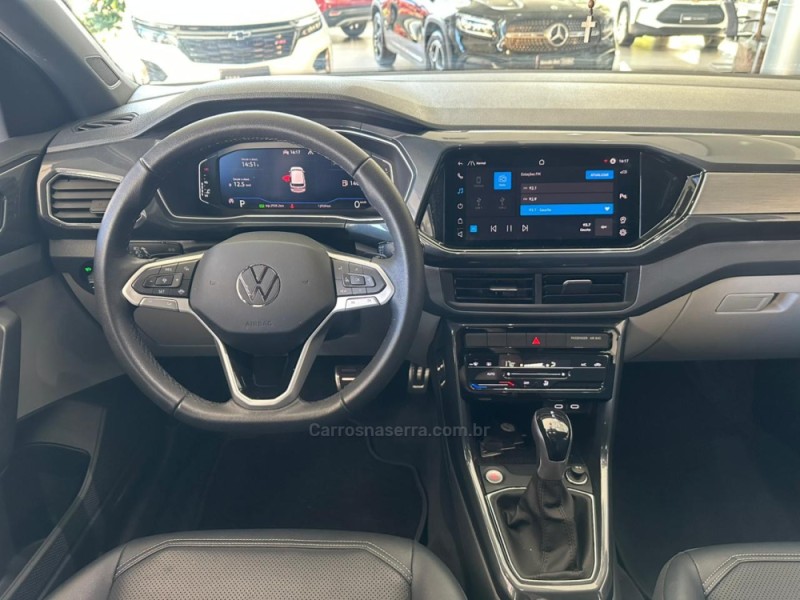 T-CROSS 1.4 HIGHLINE TSI 16V FLEX 4P AUTOMÁTICO - 2024 - NOVO HAMBURGO