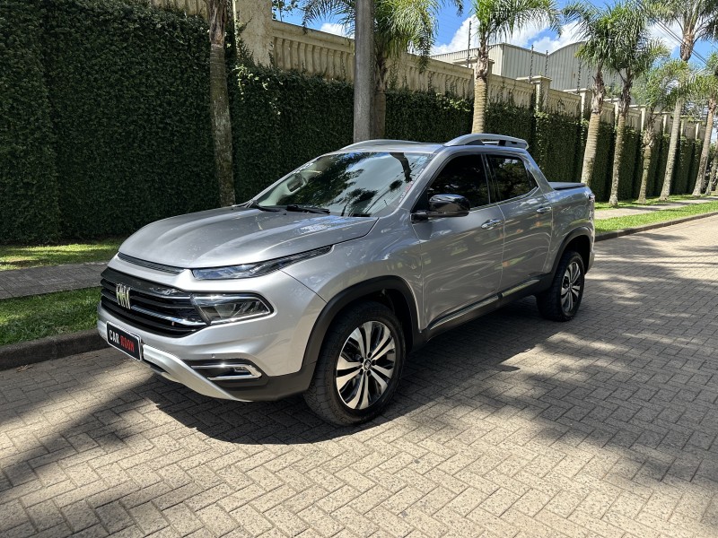 toro 2.0 16v turbo diesel volcano at9 4x4 automatico 2022 caxias do sul