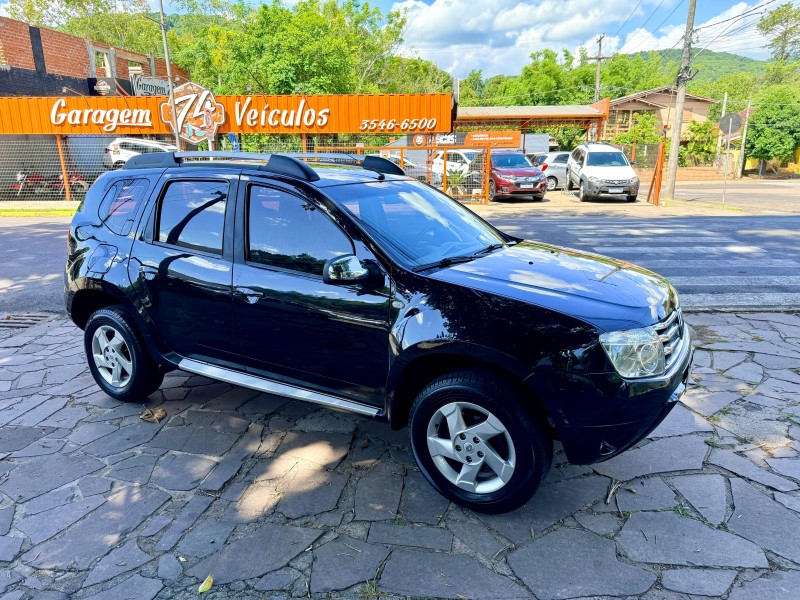 DUSTER 1.6 DYNAMIQUE 4X2 16V FLEX 4P MANUAL - 2015 - TRêS COROAS