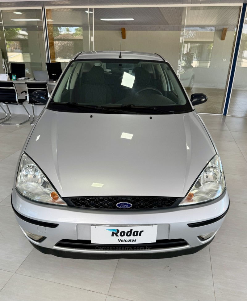 FOCUS 1.6 8V FLEX 4P MANUAL - 2007 - VILA FLORES