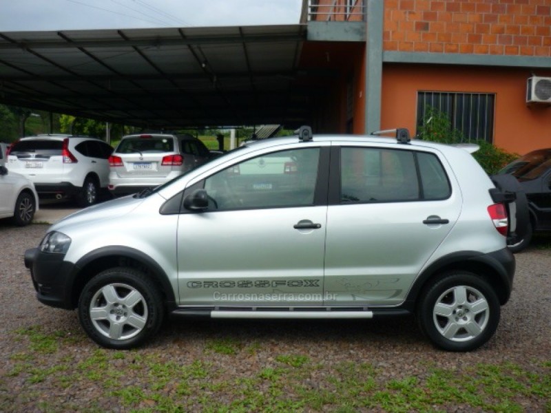 CROSSFOX 1.6 MI FLEX 8V 4P MANUAL - 2009 - ARROIO DO MEIO