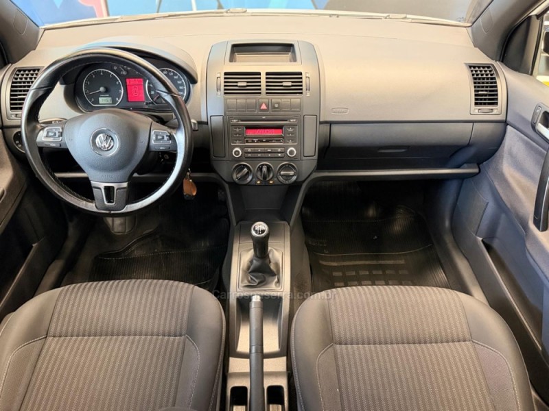 POLO SEDAN 1.6 MI 8V FLEX 4P MANUAL - 2014 - NOVO HAMBURGO