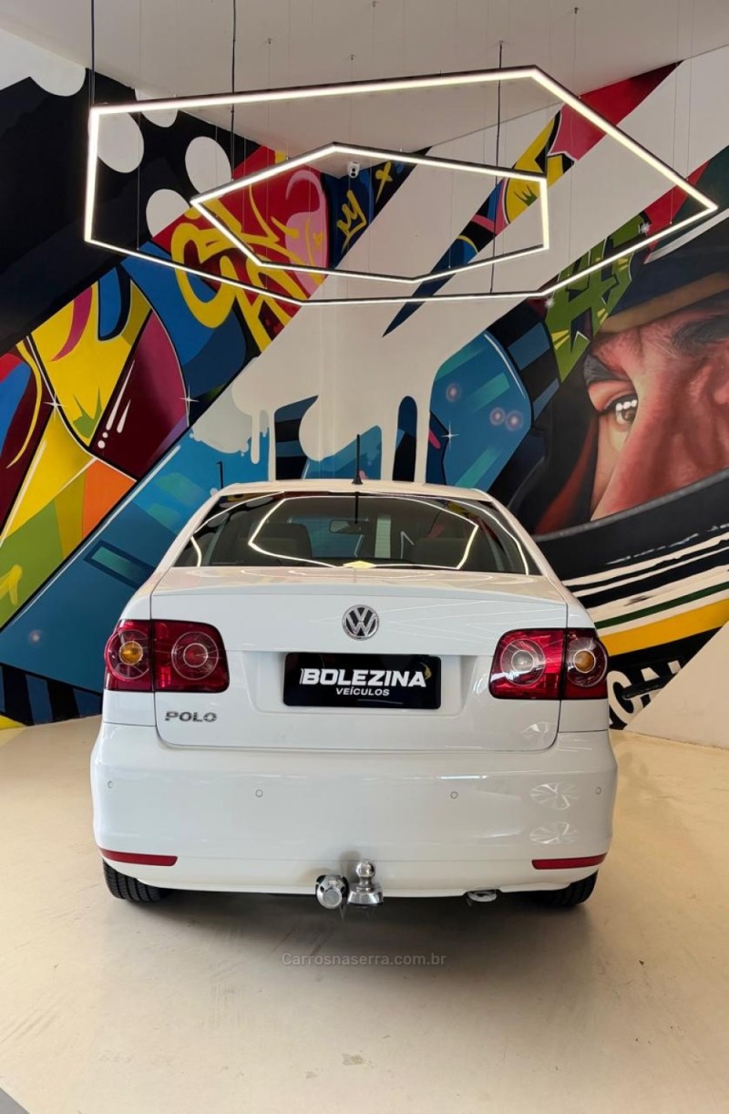 POLO SEDAN 1.6 MI 8V FLEX 4P MANUAL - 2014 - NOVO HAMBURGO