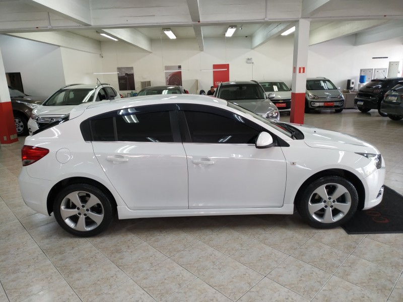 CRUZE 1.8 LT SPORT6 16V FLEX 4P AUTOMÁTICO - 2014 - CAXIAS DO SUL