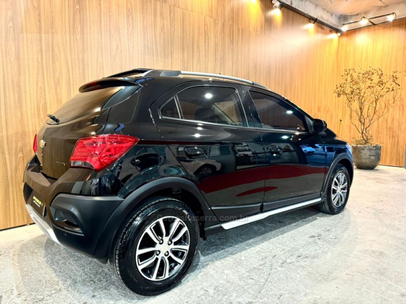 ONIX 1.4 MPFI ACTIV 8V FLEX 4P AUTOMÁTICO - 2017 - BENTO GONçALVES