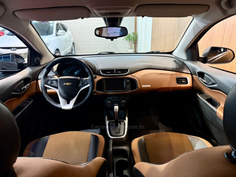 ONIX 1.4 MPFI ACTIV 8V FLEX 4P AUTOMÁTICO - 2017 - BENTO GONçALVES