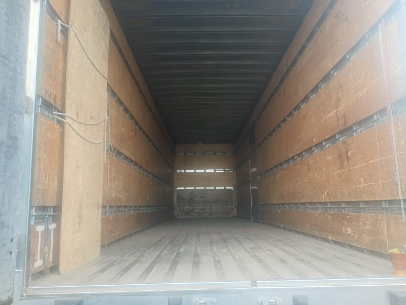 CARGO 2423 E 6X2 TURBO - 2013 - FARROUPILHA