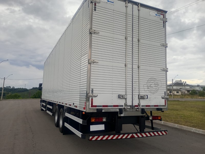 CARGO 2423 E 6X2 TURBO - 2013 - FARROUPILHA