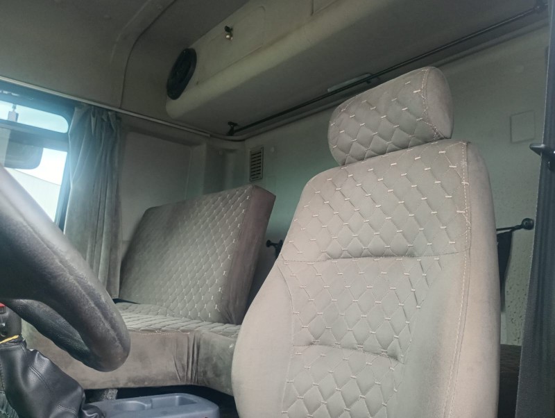 CARGO 2423 E 6X2 TURBO - 2013 - FARROUPILHA