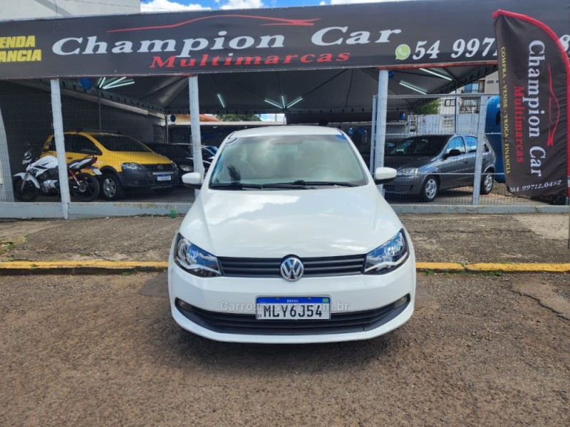 VOYAGE 1.6 MI CITY 8V FLEX 4P MANUAL - 2015 - VACARIA