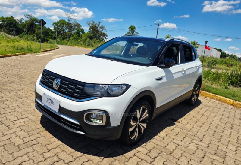 T-CROSS 1.4 HIGHLINE TSI 16V FLEX 4P AUTOMÁTICO - 2021 - LAJEADO