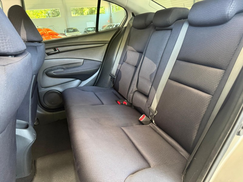 CITY 1.5 LX 16V FLEX 4P AUTOMÁTICO - 2011 - CARLOS BARBOSA