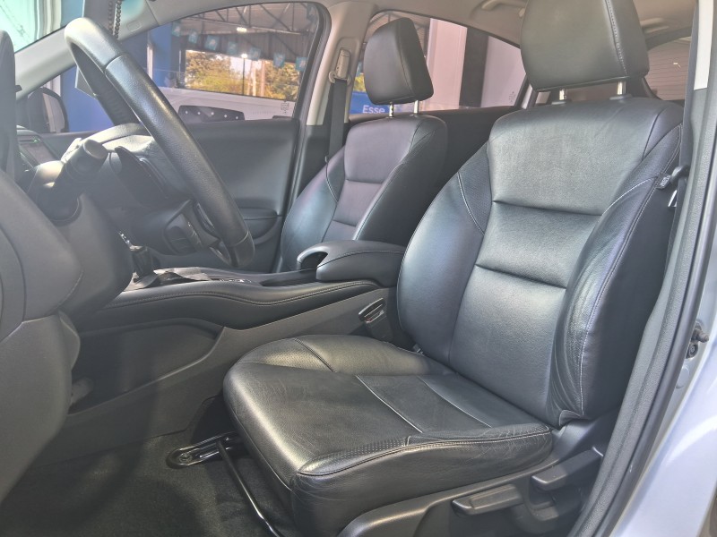 HR-V 1.8 16V FLEX TOURING 4P AUTOMÁTICO - 2018 - SãO SEBASTIãO DO CAí