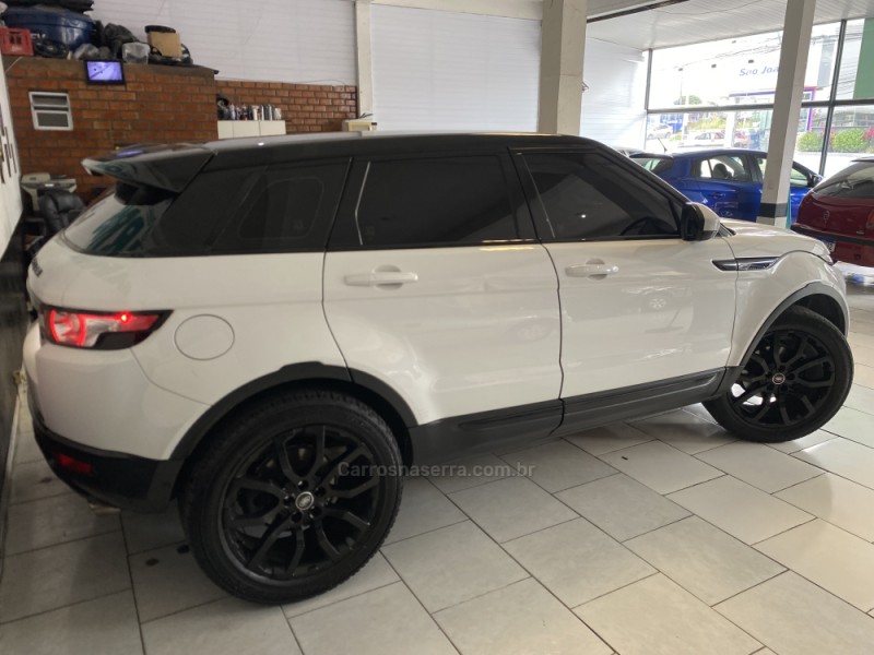 RANGE ROVER EVOQUE 2.0 PRESTIGE 4WD 16V GASOLINA 4P AUTOMÁTICO - 2014 - CAXIAS DO SUL