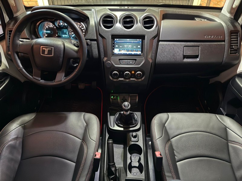 T4 BOLD 3.2 TDI 4X4 20V TURBO DIESEL 2P MANUAL - 2017 - BENTO GONçALVES