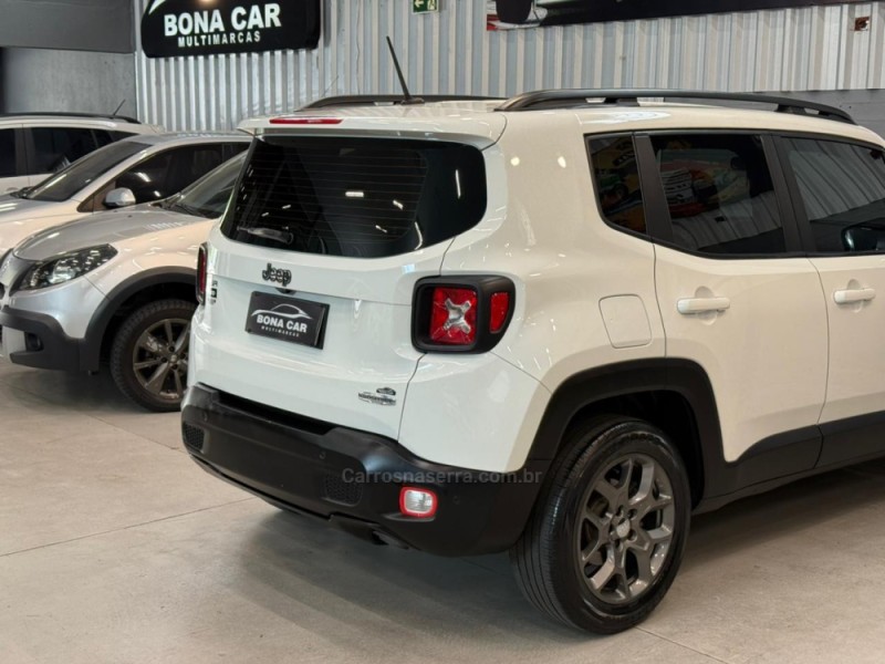 RENEGADE 1.8 16V FLEX LONGITUDE 4P AUTOMÁTICO - 2016 - CAXIAS DO SUL