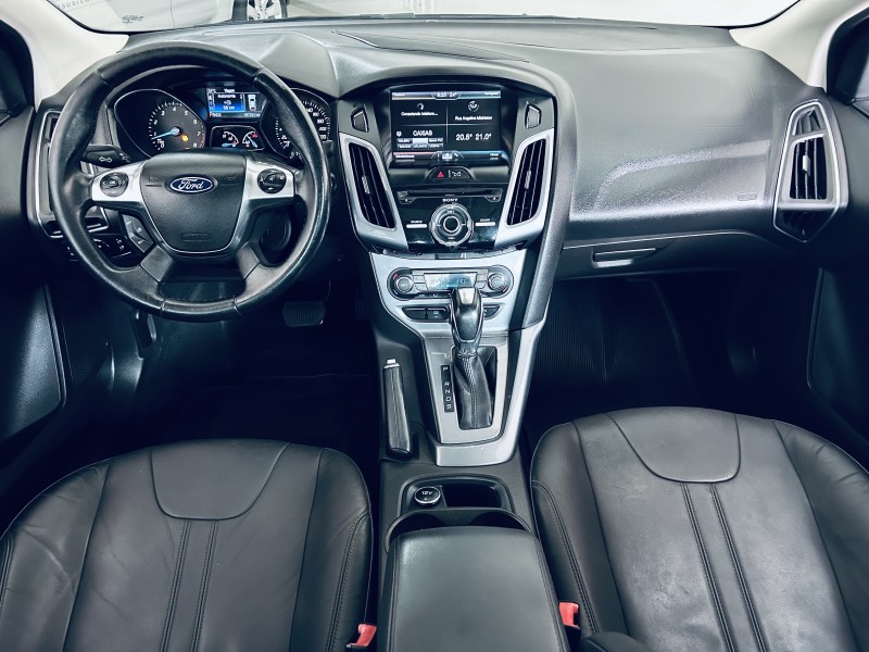FOCUS 2.0 TITANIUM PLUS SEDAN 16V FLEX 4P AUTOMÁTICO - 2015 - CAXIAS DO SUL