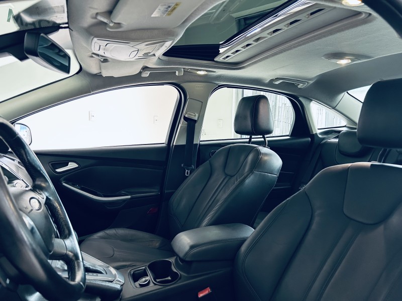 FOCUS 2.0 TITANIUM PLUS SEDAN 16V FLEX 4P AUTOMÁTICO - 2015 - CAXIAS DO SUL