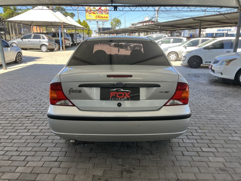FOCUS 1.6 GL SEDAN 8V FLEX 4P MANUAL - 2008 - CAXIAS DO SUL