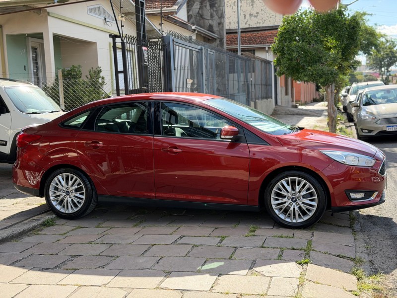 FOCUS 2.0 SE SEDAN 16V FLEX 4P AUTOMÁTICO - 2018 - CAXIAS DO SUL