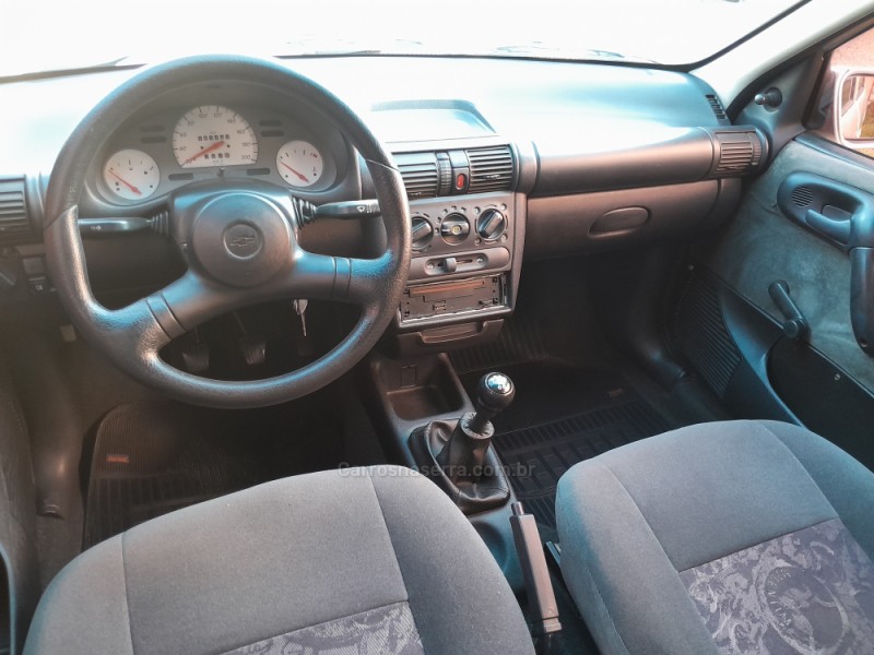 CORSA 1.0 MPFI MILENIUM 8V GASOLINA 4P MANUAL - 2002 - VERANóPOLIS