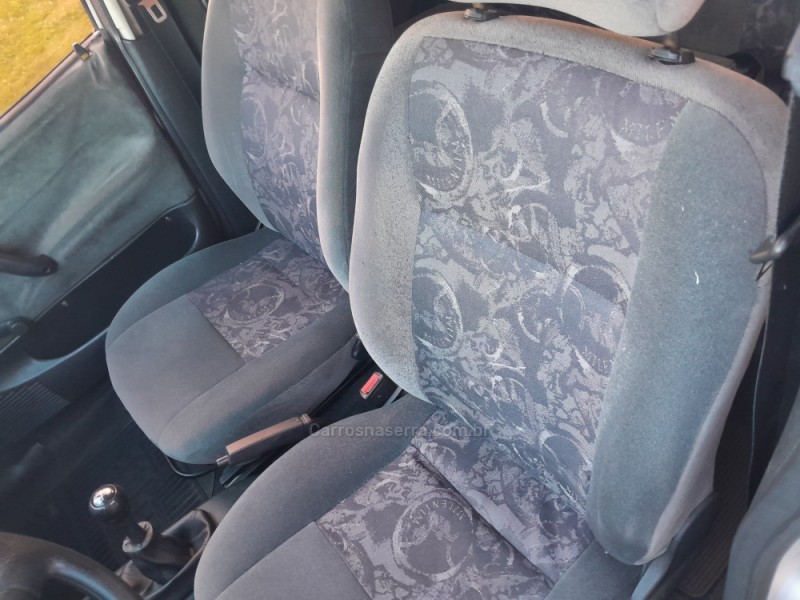 CORSA 1.0 MPFI MILENIUM 8V GASOLINA 4P MANUAL - 2002 - VERANóPOLIS