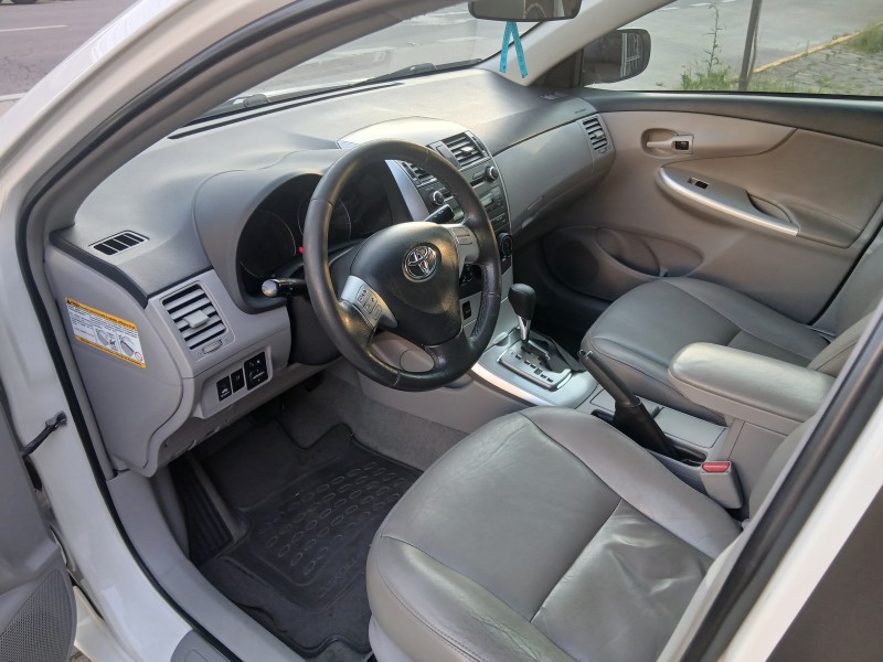 COROLLA 1.8 GLI 16V FLEX 4P AUTOMÁTICO - 2014 - CAXIAS DO SUL