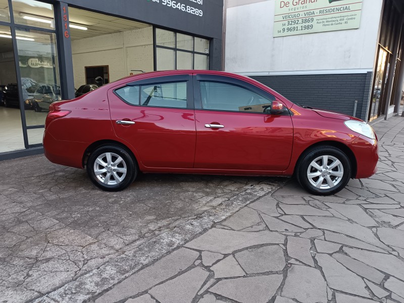 VERSA 1.6 16V FLEX SL 4P MANUAL - 2013 - FLORES DA CUNHA