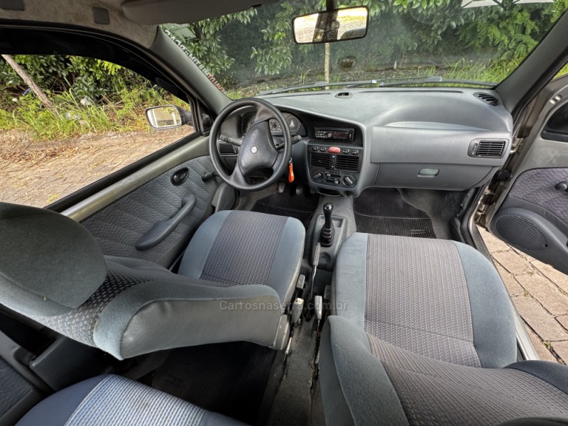 PALIO 1.0 MPI YOUNG 8V GASOLINA 2P MANUAL - 2000 - CAXIAS DO SUL