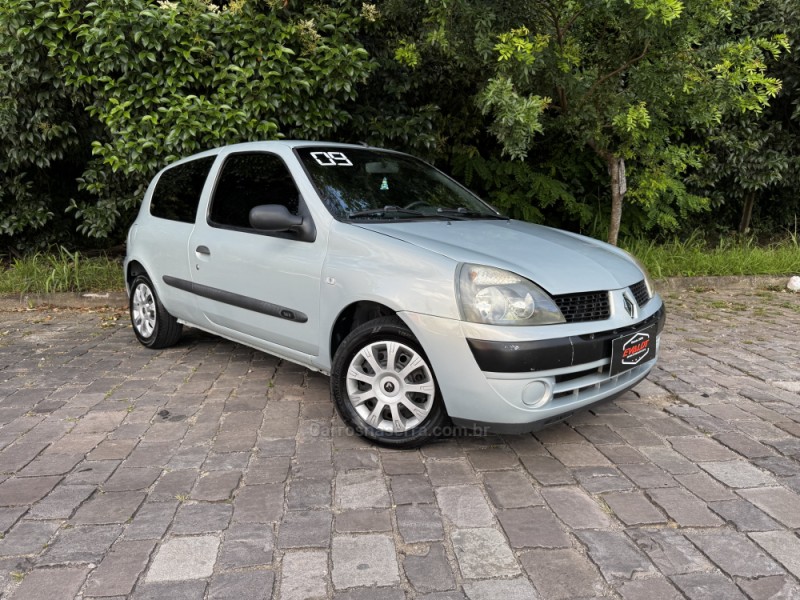 CLIO 1.0 AUTHENTIQUE 16V FLEX 2P MANUAL - 2009 - CAXIAS DO SUL