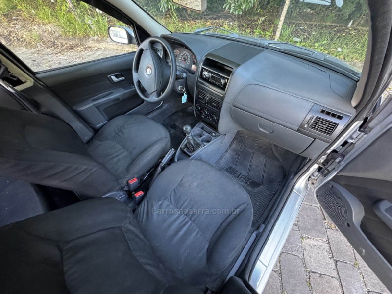 SIENA 1.0 MPI EL CELEBRATION 8V FLEX 4P MANUAL - 2010 - CAXIAS DO SUL