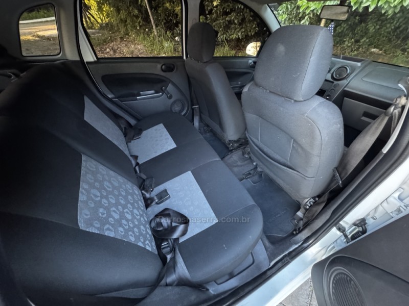 FIESTA 1.0 ROCAM HATCH 8V FLEX 4P MANUAL - 2012 - CAXIAS DO SUL