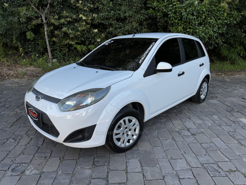 fiesta 1.0 rocam hatch 8v flex 4p manual 2012 caxias do sul