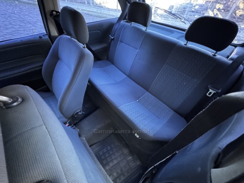 CORSA 1.0 MPFI WIND 8V GASOLINA 2P MANUAL - 2001 - CAXIAS DO SUL