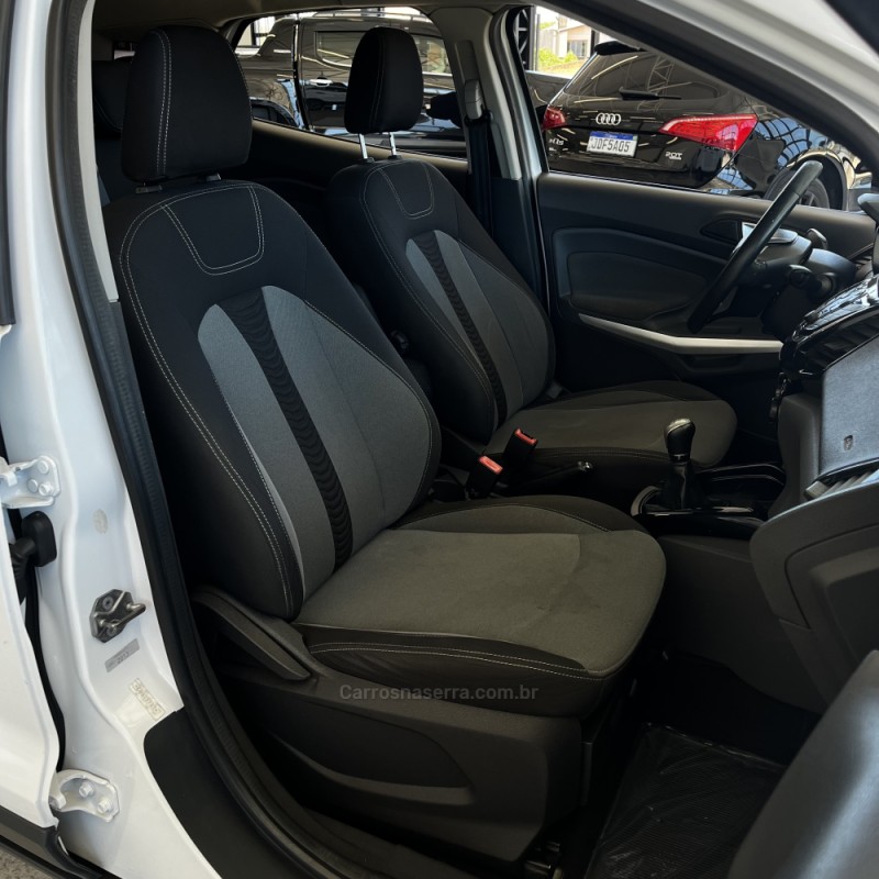 ECOSPORT 1.6 FREESTYLE 16V FLEX 4P MANUAL - 2016 - VACARIA