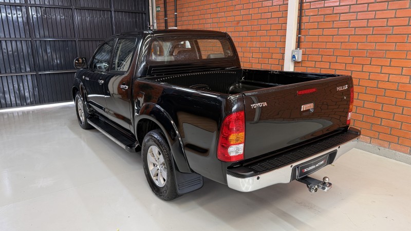 HILUX 2.7 SR 4X2 CD 16V GASOLINA 4P MANUAL - 2009 - BENTO GONçALVES