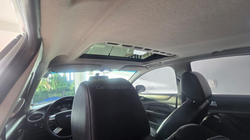 FOCUS 2.0 GHIA 16V FLEX 4P MANUAL - 2009 - BENTO GONçALVES