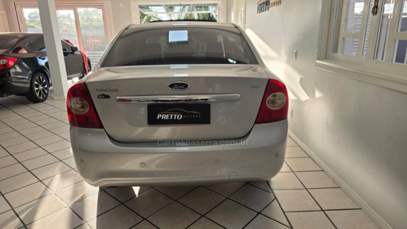 FOCUS 2.0 GHIA 16V FLEX 4P MANUAL - 2009 - BENTO GONçALVES