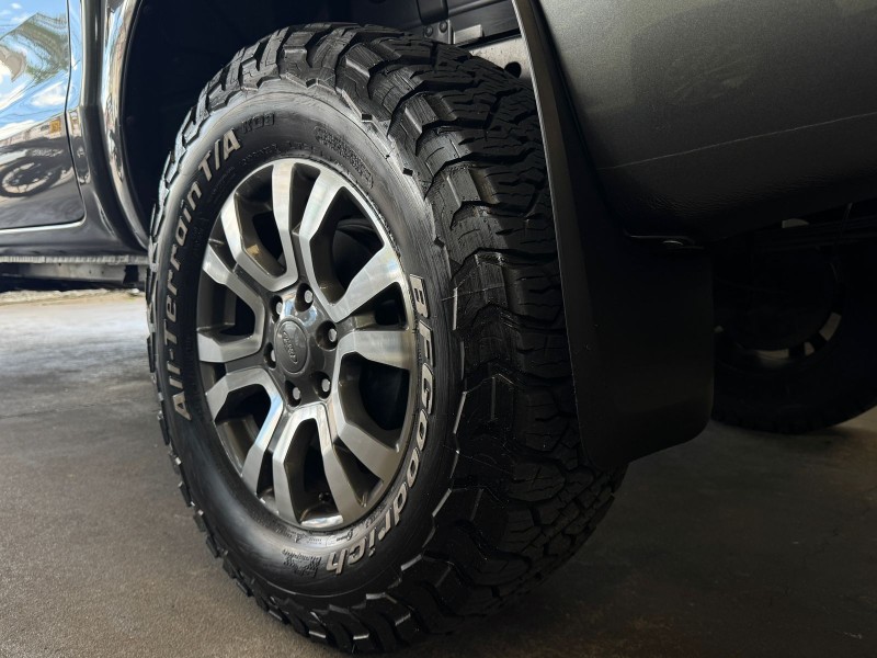 RANGER 3.2 LIMITED PLUS 4X4 CD 20V DIESEL 4P AUTOMÁTICO - 2017 - CAXIAS DO SUL