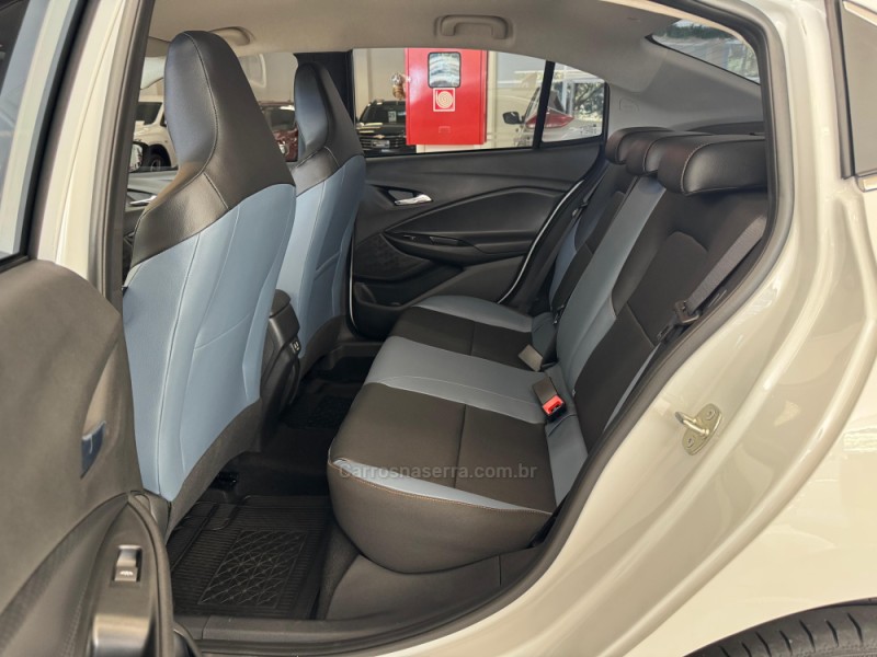 ONIX 1.0	PREMIER PLUS 12V TURBO FLEX 4P AUTOMÁTICO - 2026 - VERANóPOLIS